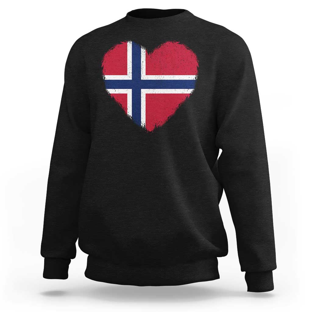 Norway Flag Heart Sweatshirt Vintage Distressed Norge Norwegian Pride Patriotic Scandinavian Love Graphic