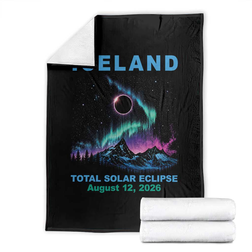 Iceland Total Solar Eclipse 2026 Throw Blanket August 12 Eclipse Totality Chaser Aurora Northern Lights