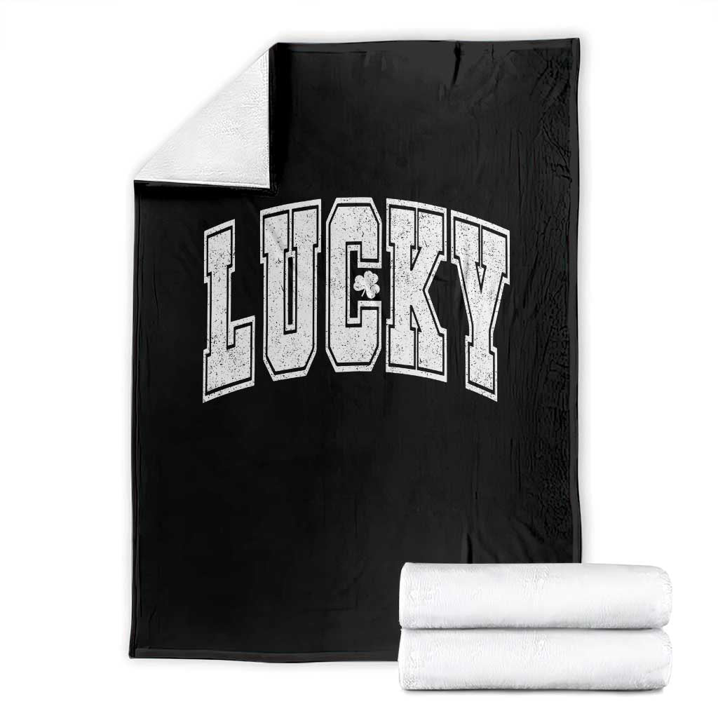 Vintage Lucky Shamrock Clover St Patricks Day Throw Blanket