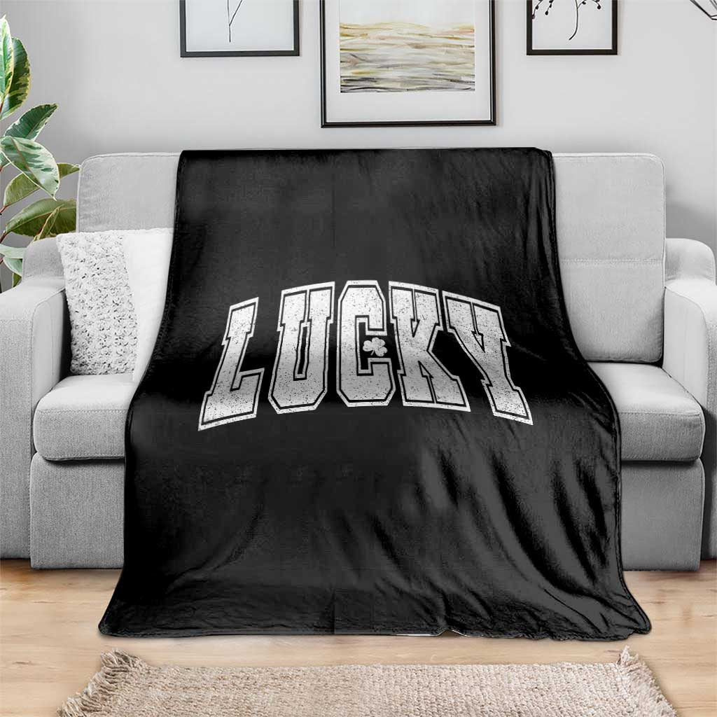 Vintage Lucky Shamrock Clover St Patricks Day Throw Blanket