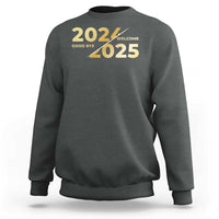 Charcoal crewneck sweatshirt with “2025” New Year graphic on the front.