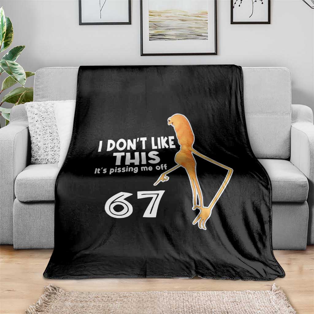 Funny Marcus The Worm 67 Meme Throw Blanket I Dont Like This Its Pissing Me Off - Wonder Print Shop