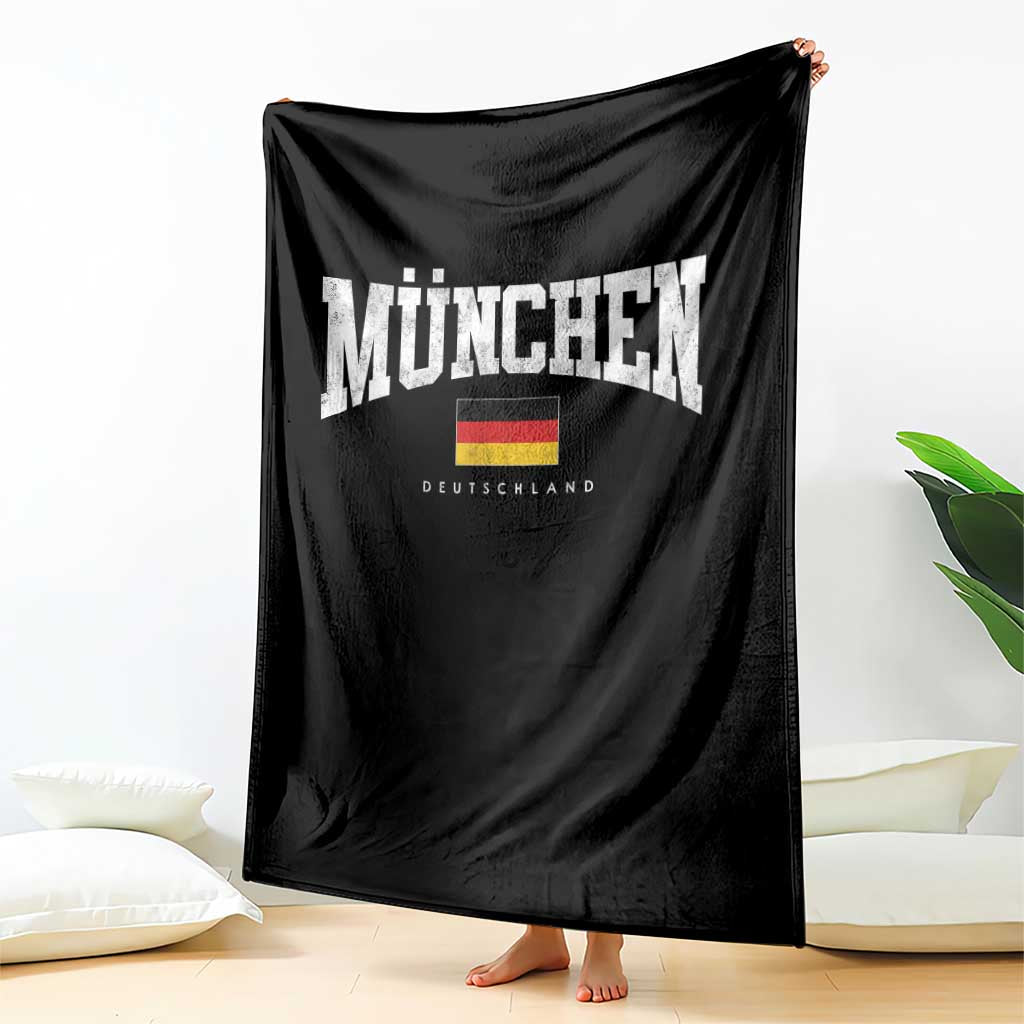 Munchen Deutschland Germany Throw Blanket Vintage Athletic Sports Design