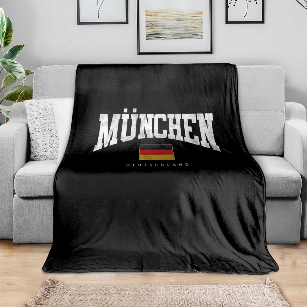 Munchen Deutschland Germany Throw Blanket Vintage Athletic Sports Design