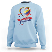 Venezuelan pride sweatshirt, light blue, front graphic with heart and “Te Amamos Venezuela” text.