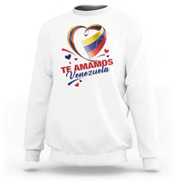 Venezuelan pride sweatshirt, white, front graphic with heart and “Te Amamos Venezuela” text.