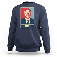 Navy sweatshirt with crew neck and front OP graphic portrait