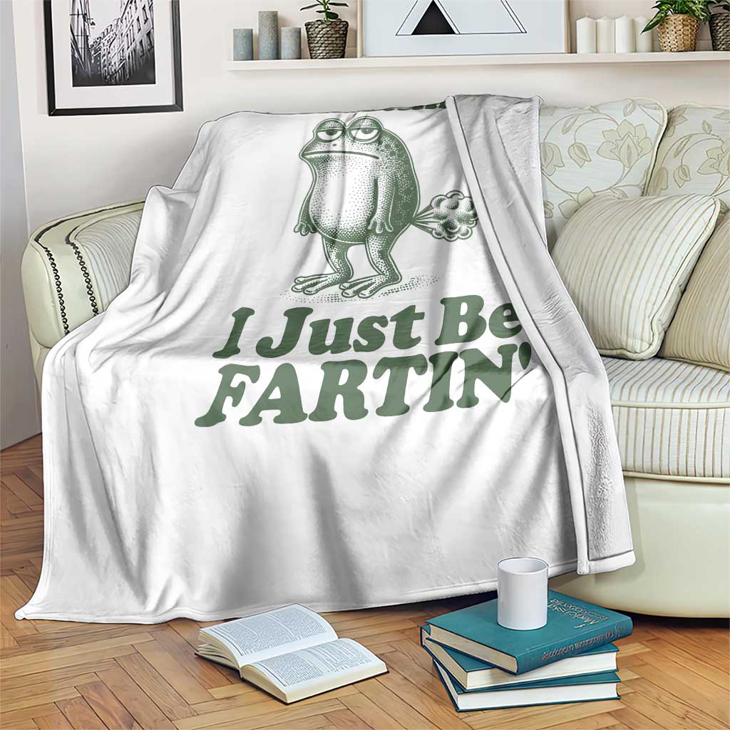 Sometimes I Just Be Fartin Funny Frog Throw Blanket