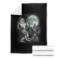 Funny Three Alpha Wolf Howling Moon Throw Blanket Weird Cringe Werewolf Meme - Wonder Print Shop