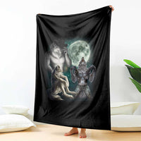 Funny Three Alpha Wolf Howling Moon Throw Blanket Weird Cringe Werewolf Meme - Wonder Print Shop