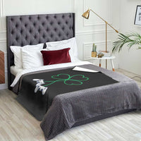 Video Game Lover St Patricks Day with Shamrock Controllers Throw Blanket