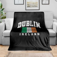 Dublin Ireland Flag Irish Retro Throwback Sports Design Throw Blanket