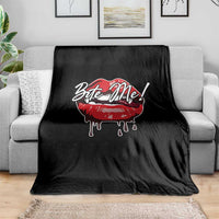 Halloween Throw Blanket Bite Me Vampire Red Lips Teeth Bloody - Wonder Print Shop