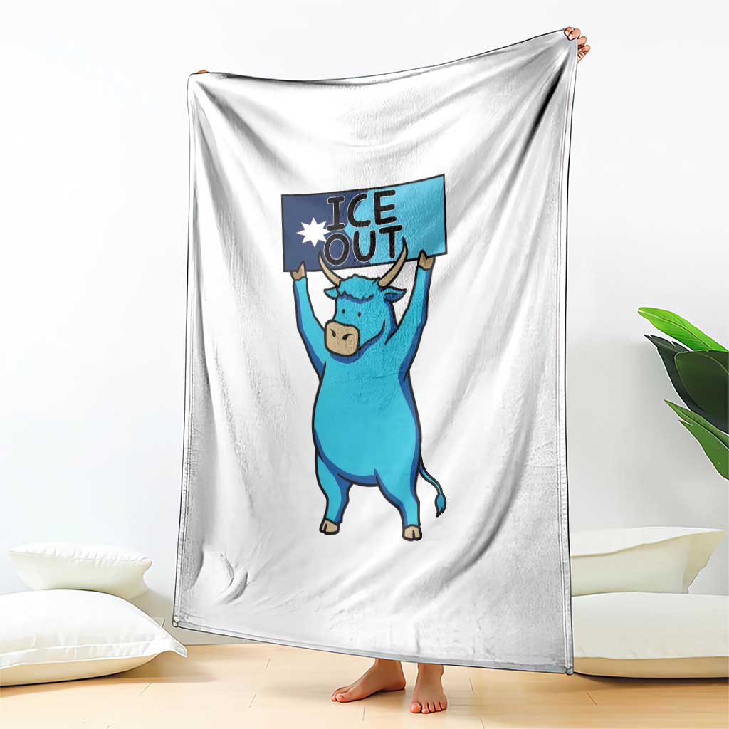 Funny Minnesota Folklore Babe The Blue Ox Throw Blanket Ice Out