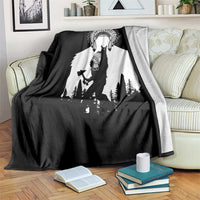 Bigfoot Native American Chief Throw Blanket Hunting Spear Warrior Graphic