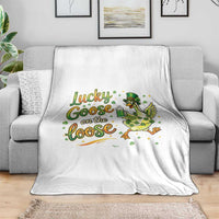 Retro Clover Duck Throw Blanket Lucky Goose On The Loose