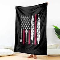 Vintage Native American Flag Throw Blanket Dreamcatcher And Feather Graphic