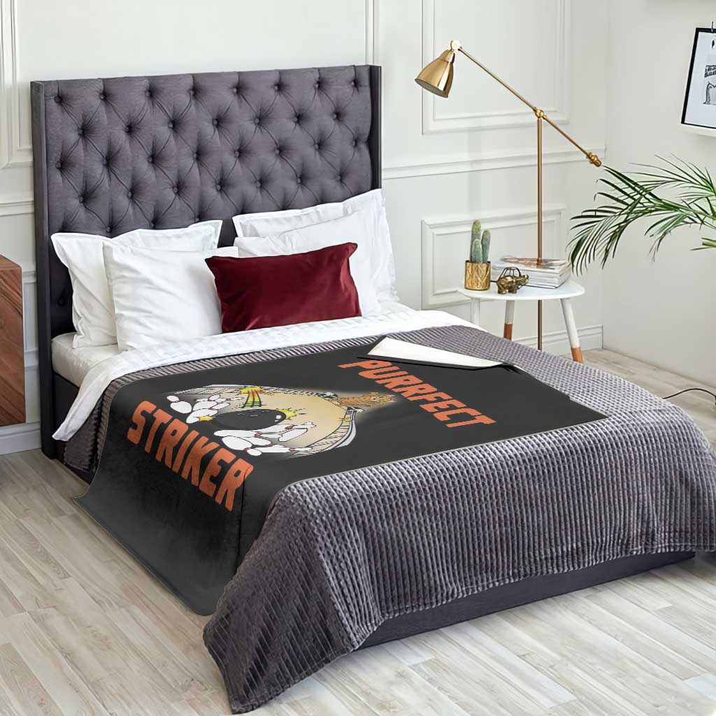 Funny Cat Bowling Gift Throw Blanket Purrfect Striker - Wonder Print Shop