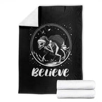 Chupacabra Throw Blanket Funny Believe Christmas Cryptid Gift - Wonder Print Shop