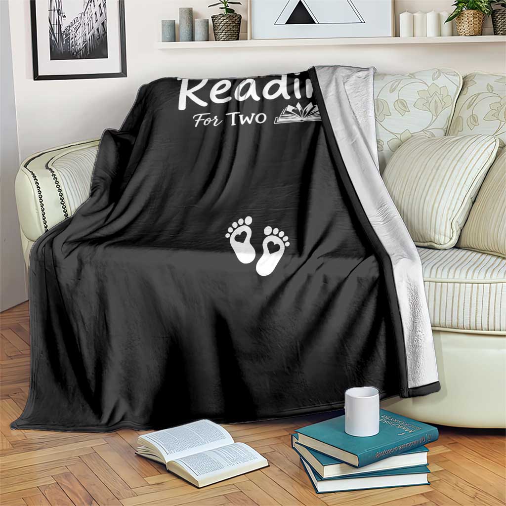 Pregnancy Announcement For Book Lovers Throw Blanket Reading For Two
