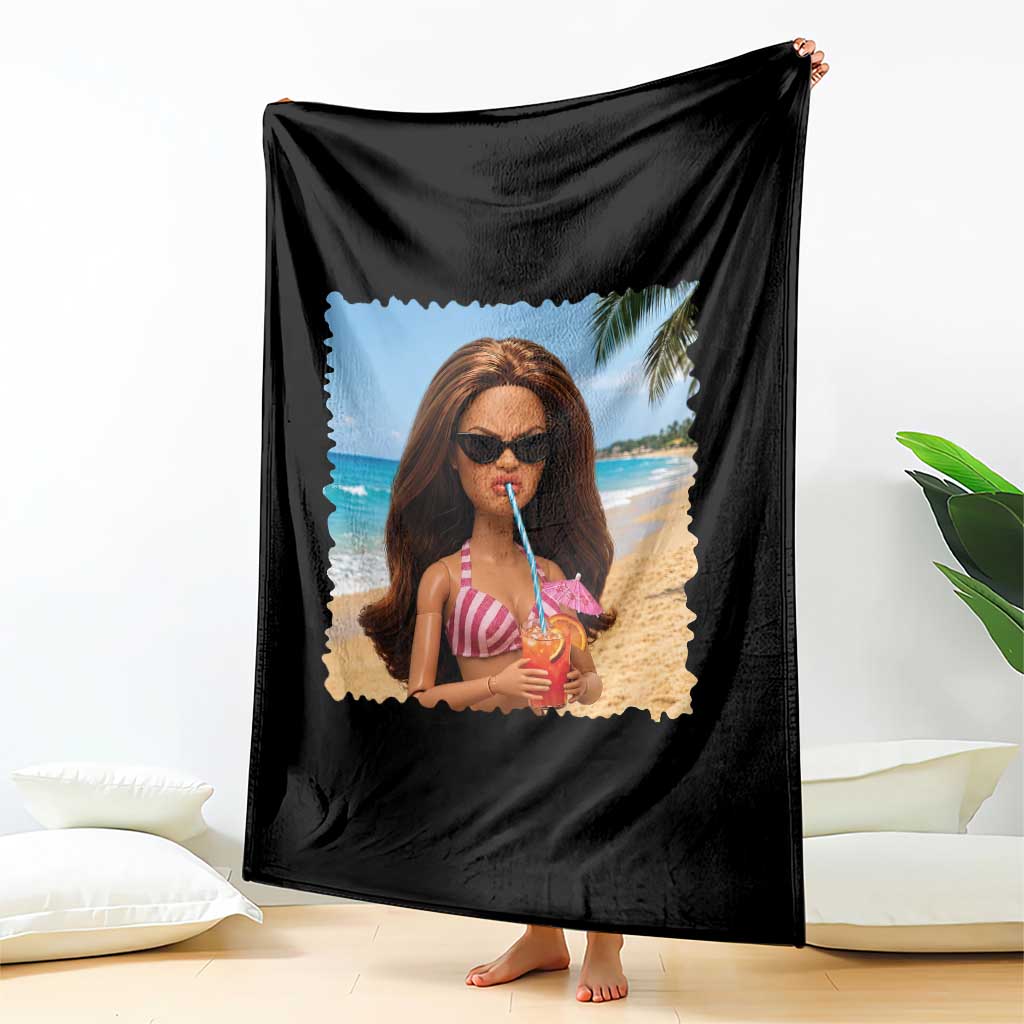 Funny Summer Doll Face Meme Throw Blanket Tropical Beach Party Graphic