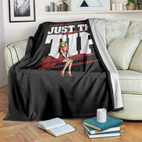 Funny Darts Player Gift Throw Blanket Just The Tip - Wonder Print Shop
