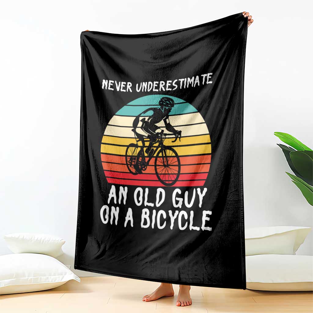 Never Underestimate An Old Guy On A Bicycle Throw Blanket Cycling Lover Gift