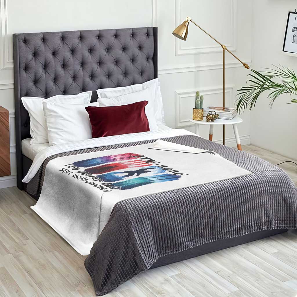 Funny Patriotic Bigfoot Throw Blanket 250 Years And Still Undiscovered