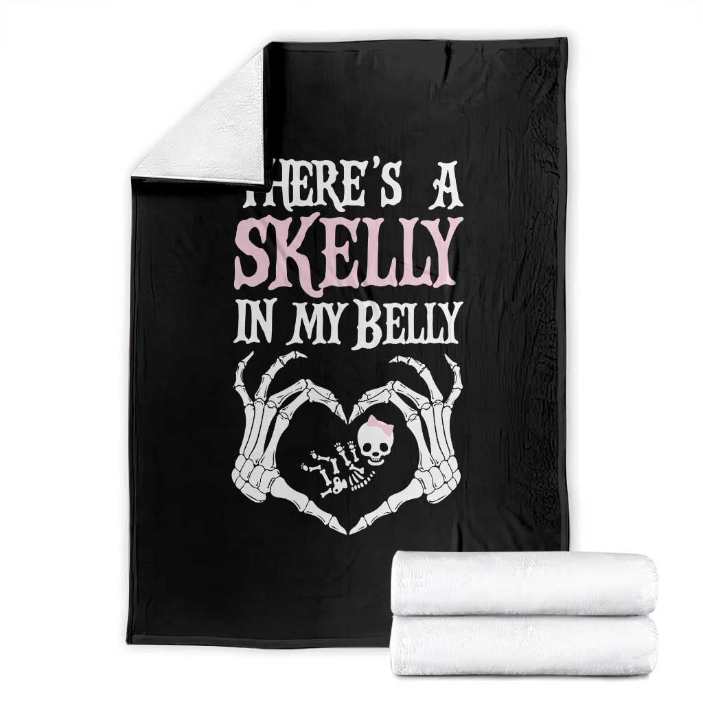 Funny Halloween Pregnancy Reveal Throw Blanket There Is A Skelly In My Belly