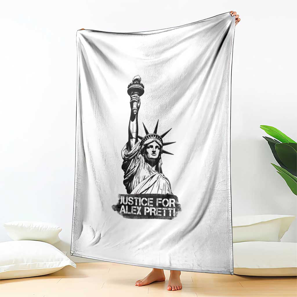 Justice For Alex Pretti Throw Blanket Statue Of Liberty Support Gift