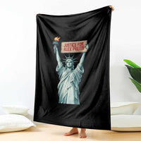 Statue Of Liberty Justice For Alex Pretti Tribute Gift Throw Blanket