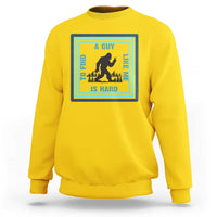 Bigfoot Lover Gift Sweatshirt A Guy Like Me Is Hard To Find - Wonder Print Shop