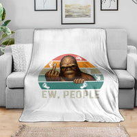 Bigfoot Lover Throw Blanket Funny Ew People Retro Sunset Design - Wonder Print Shop
