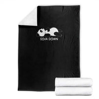 Diva Down Throw Blanket Funny Lazy Panda Meme