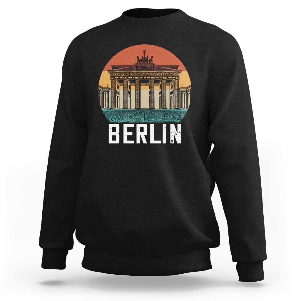 Berlin Germany Vintage Travel Brandenburg Gate European Vacation Souvenir Sweatshirt
