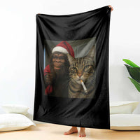 Funny Cat Selfie Bigfoot Christmas Sasquatch Throw Blanket - Wonder Print Shop