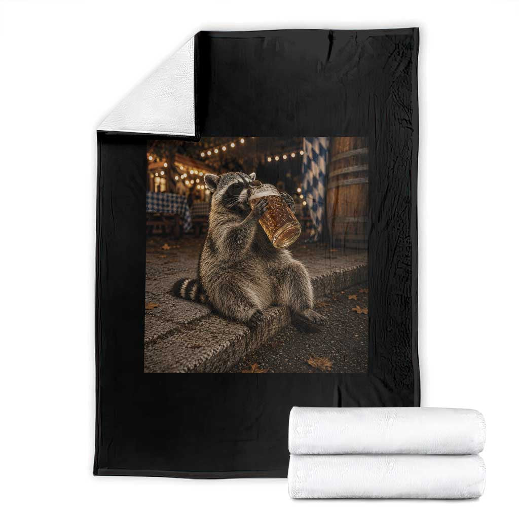 Oktoberfest Raccoon German Beer Festival Drinking Prost Beer Lover Throw Blanket