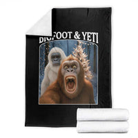 Funny Bigfoot Selfie Throw Blanket Sasquatch Yeti Christmas - Wonder Print Shop