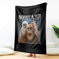 Funny Bigfoot Selfie Throw Blanket Sasquatch Yeti Christmas - Wonder Print Shop