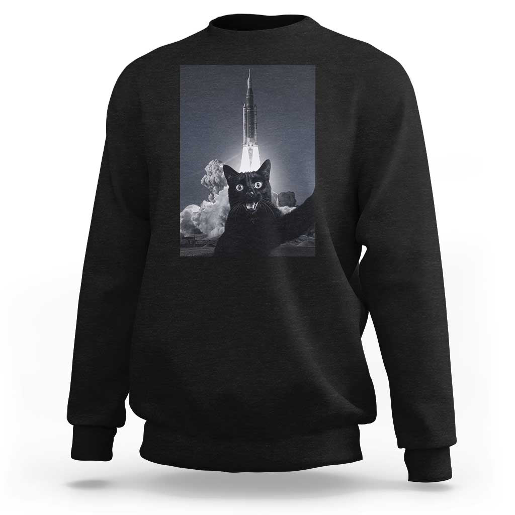 Funny Black Cat Selfie Sweatshirt Back To The Moon Mission 2026