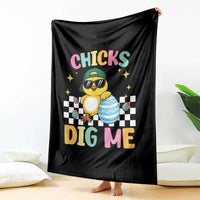 Chicks Dig Me Throw Blanket Funny Easter Chick