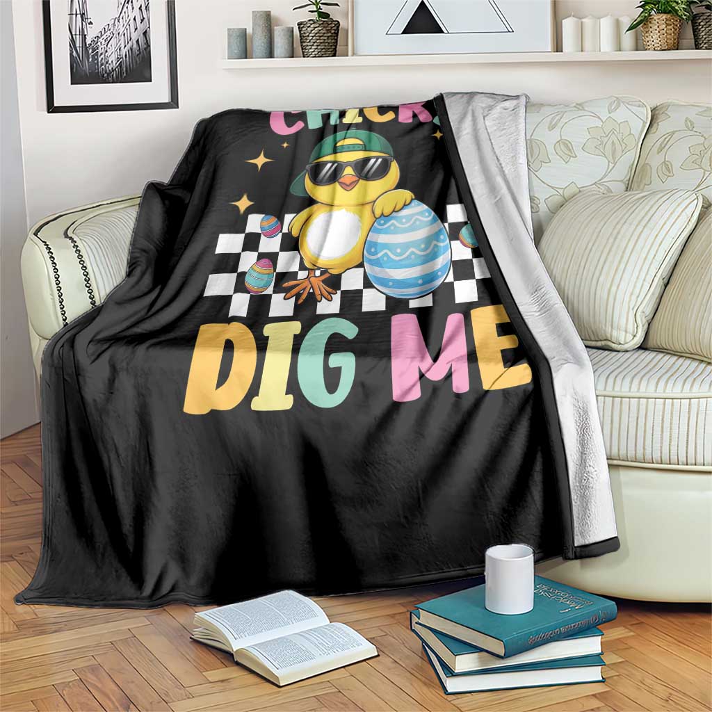 Chicks Dig Me Throw Blanket Funny Easter Chick