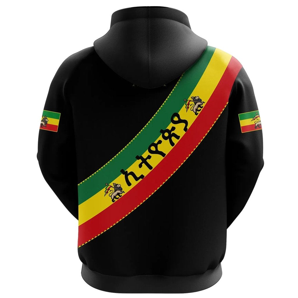 Schwarzer Hoodie-Rücken mit diagonalem farbigem Streifen und Rückenprint, Kapuze