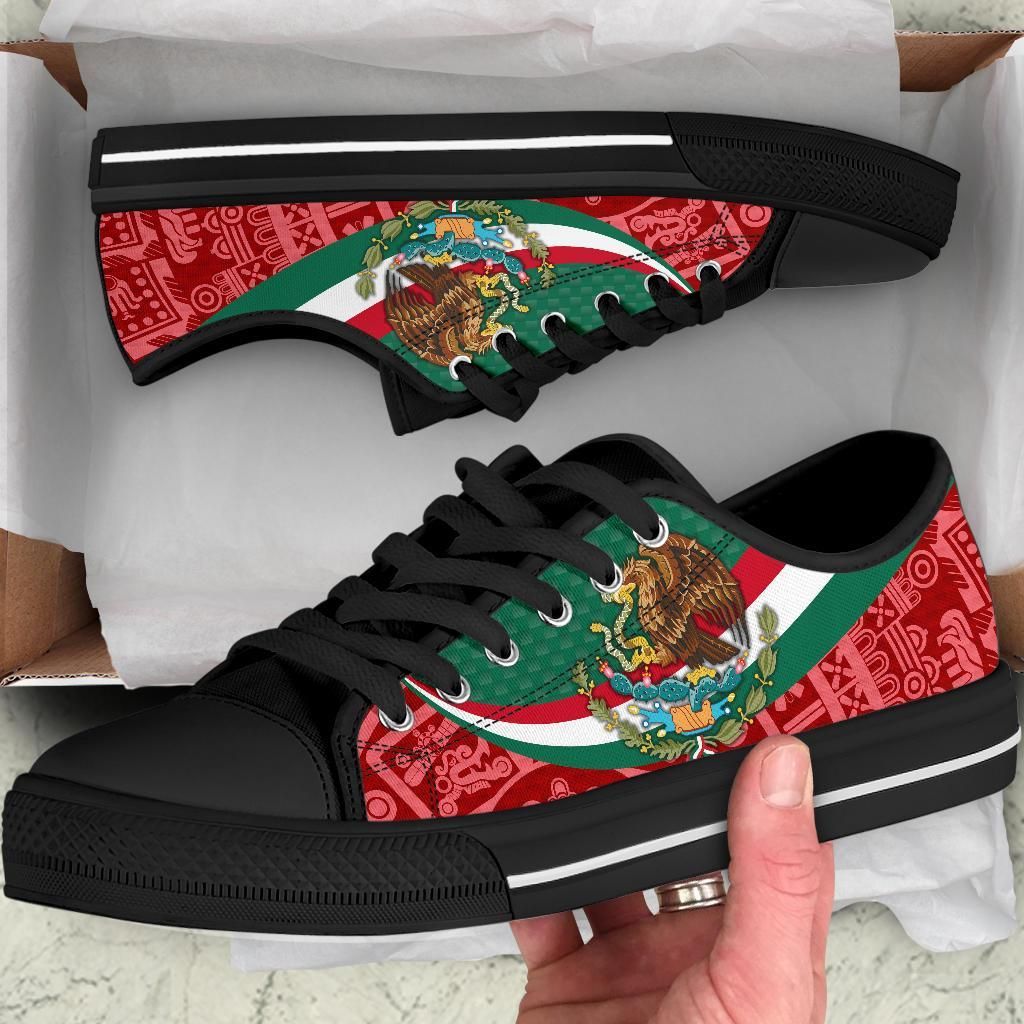Low-top Mexico flag print sneakers, black base with coat of arms on red-and-green panels