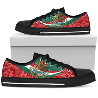 Low-top sneakers with Mexico coat of arms graphic, black sole, green-red-and-white upper
