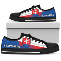 Low top sneakers with Slovakia flag print, black laces, SLOVAKIA side text