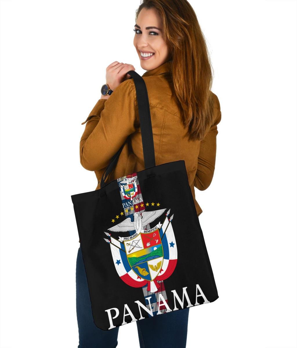 Black reusable tote with Panama emblem and “PANAMA” lettering, handles held up
