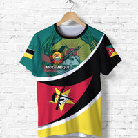 Mozambique T-shirt, black base with flag stripes and front crest graphic