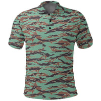 Polo senza cuciture camouflage tiger stripe, verde e marrone, davanti con 2 bottoni