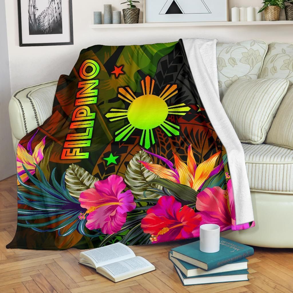 the-philippines-polynesian-premium-blanket-hibiscus-and-banana-leaves